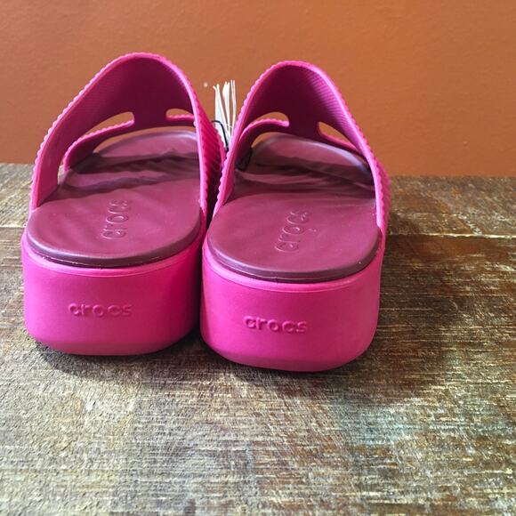 NEW Crocs Getaway Groove Platform H Strap Sandal Womens 8 Dragonfruit Pink Shoe - Picture 3 of 8